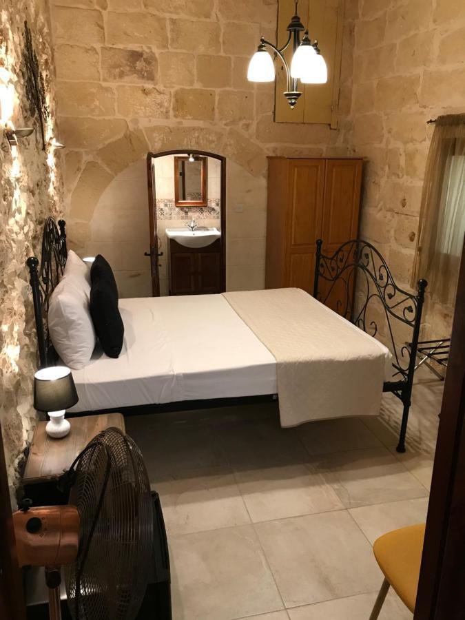 The Cloisters Bed And Breakfast Xagħra Kültér fotó