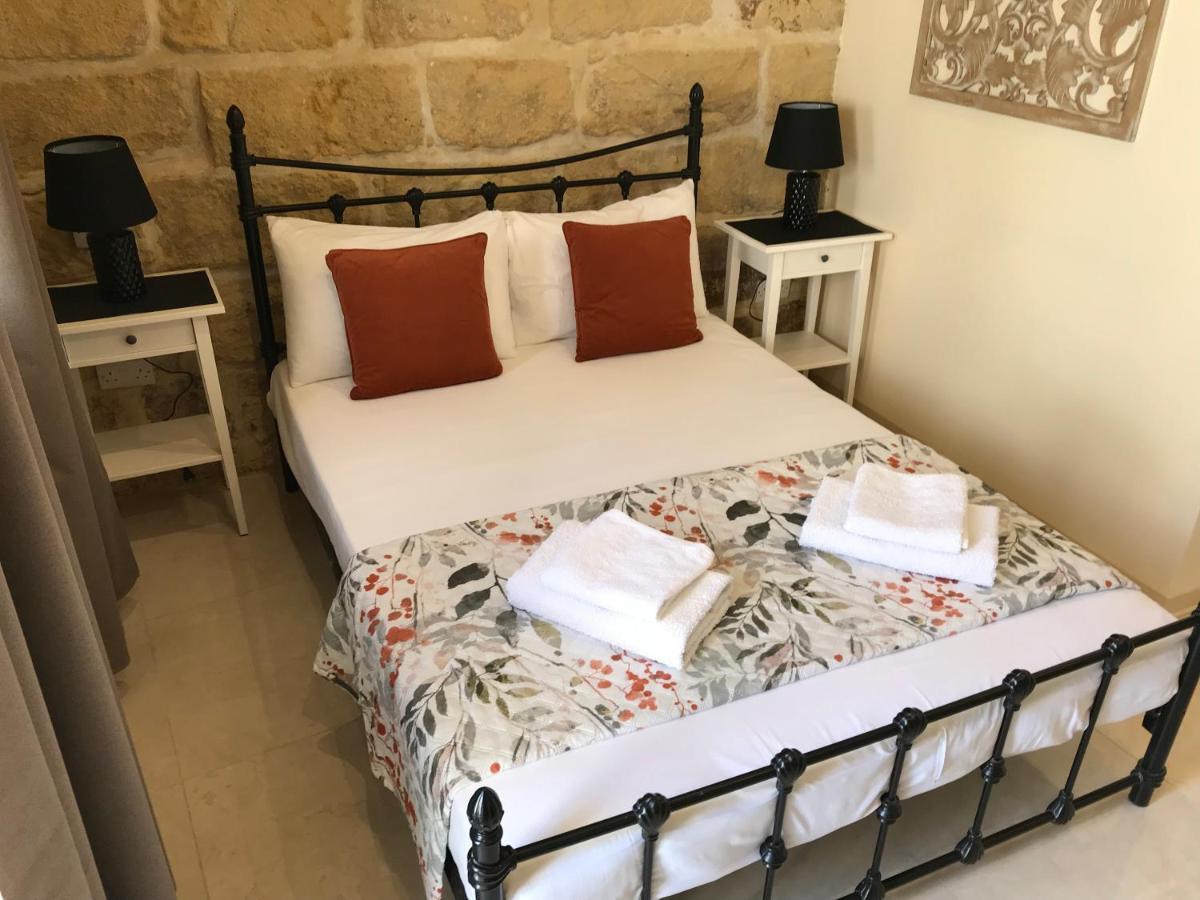 The Cloisters Bed And Breakfast Xagħra Kültér fotó