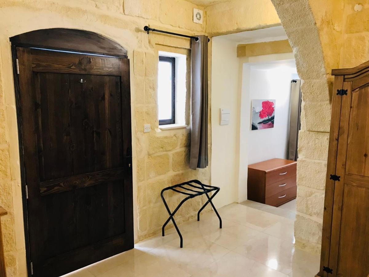 The Cloisters Bed And Breakfast Xagħra Kültér fotó