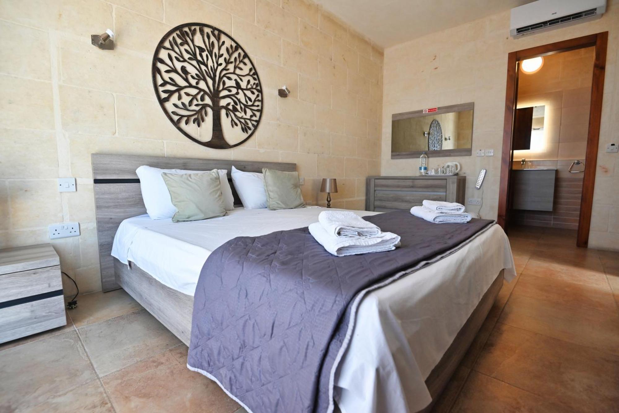 The Cloisters Bed And Breakfast Xagħra Kültér fotó