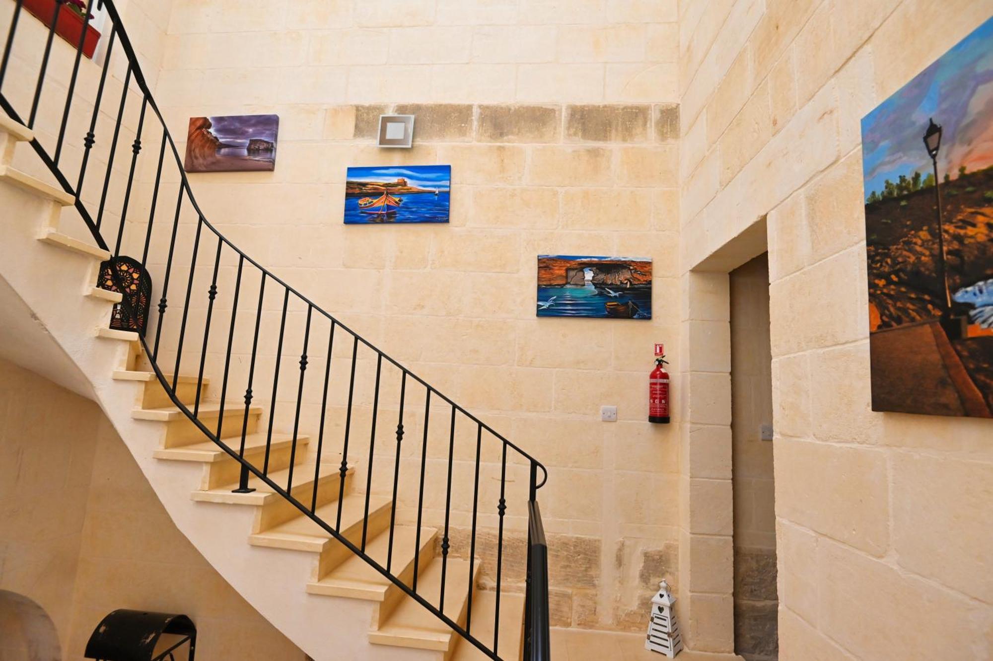 The Cloisters Bed And Breakfast Xagħra Kültér fotó