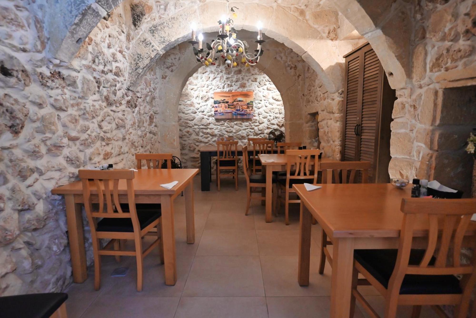 The Cloisters Bed And Breakfast Xagħra Kültér fotó