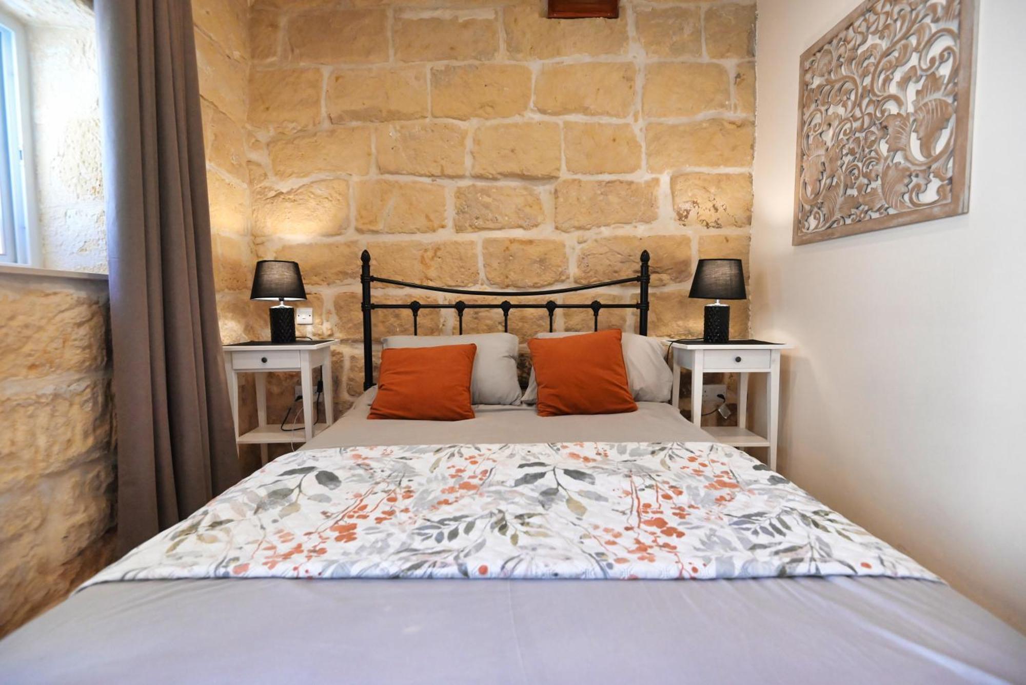 The Cloisters Bed And Breakfast Xagħra Kültér fotó